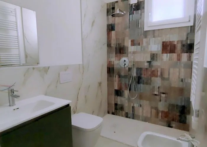 Appartamento Enjoy Comfort And Modernity For Your In *